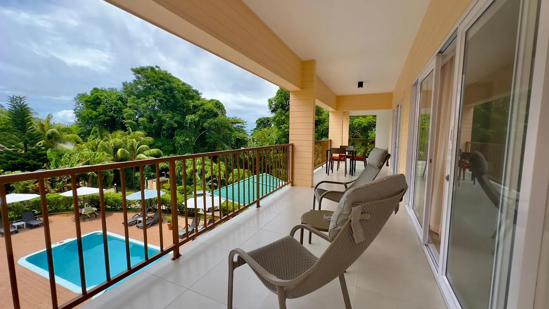The Palm Seychelles contacts